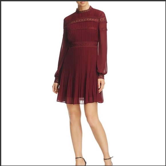 Aqua Dresses & Skirts - 🆕️ 💃🏻 NWT Aqua Pleated Lace-Trim Dress